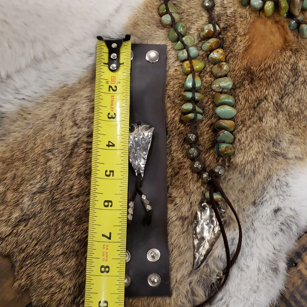 Leather Arrowhead Bracelet ๐ - Picture 7 of 8